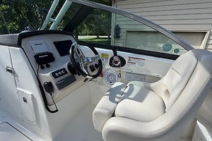 23ft Boston Whaler Yacht For Sale