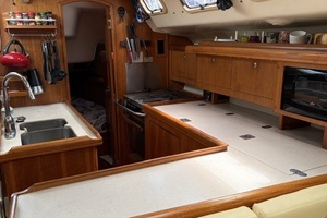INNISFREE 46ft Hunter Yacht For Sale