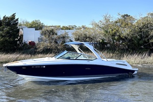 JUST ADD WATER 27ft Sea Ray Yacht For Sale