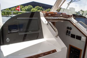 38ft MJM Yacht For Sale