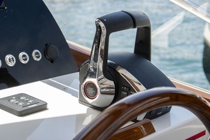 38ft MJM Yacht For Sale