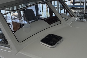 38ft MJM Yacht For Sale