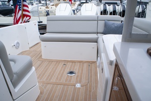 38ft MJM Yacht For Sale