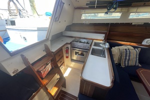 Kona 30ft Catalina Yacht For Sale