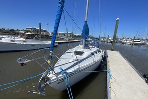 Kona 30ft Catalina Yacht For Sale