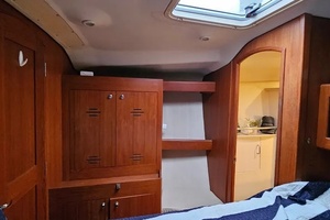 Teak Keel Ah 43ft Hunter Yacht For Sale