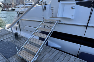 87FT (26.52M) AZIMUT