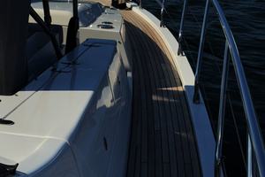 87FT (26.52M) AZIMUT