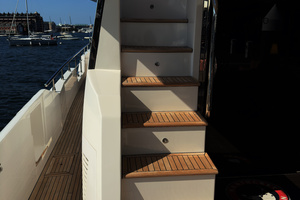 87FT (26.52M) AZIMUT