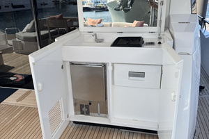87FT (26.52M) AZIMUT