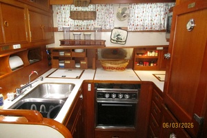 Inspeyered 2 46ft Grand Banks Yacht For Sale