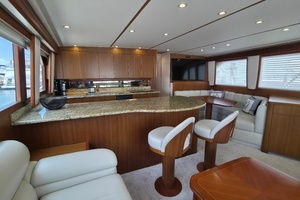 2010 Viking 64' Sportfish Convertible thumbnail 10