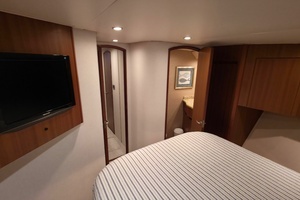 2010 Viking 64' Sportfish Convertible thumbnail 20