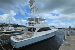2010 Viking 64' Sportfish Convertible thumbnail 2