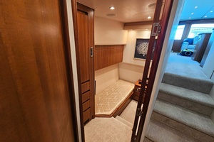 Safari 64ft Viking Yacht For Sale