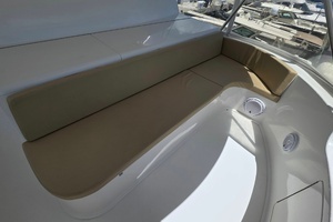 2010 Viking 64' Sportfish Convertible thumbnail 34