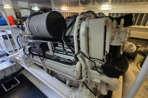 Safari 64ft Viking Yacht For Sale