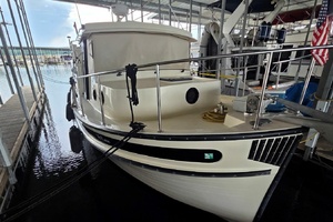 At Ease 32ft Nordic Tugs Yacht For Sale