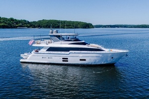 Lovie 2021 Hatteras M75 Panacera Yacht For Sale in Annapolis MD