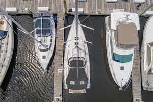 2023 Beneteau 38.1 thumbnail 16