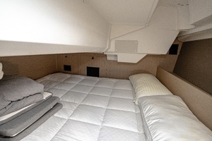 2023 Beneteau 38.1 thumbnail 10