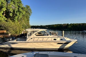 35' Pursuit 2018