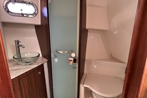 35ft Pursuit Yacht For Sale