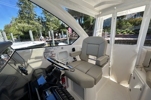 35ft Pursuit Yacht For Sale