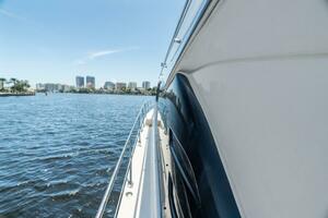 L attitude Adjustment 54ft Sea Ray Yacht For Sale