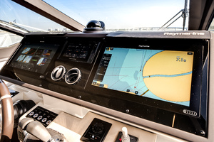 59FT (17.98M) AZIMUT