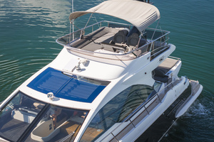 59FT (17.98M) AZIMUT
