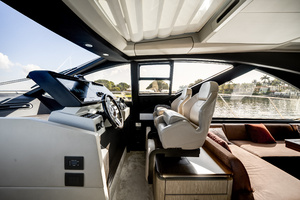 59FT (17.98M) AZIMUT