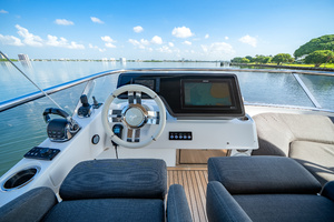 59FT (17.98M) AZIMUT