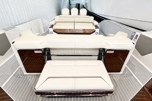 2023 Tiara Yachts 48 LS thumbnail 12