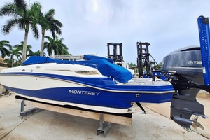 24ft Monterey Yacht For Sale