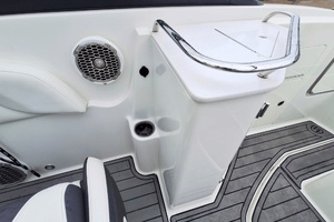 24ft Monterey Yacht For Sale