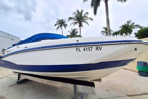 24ft Monterey Yacht For Sale