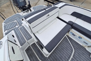 24ft Monterey Yacht For Sale