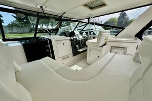 1999 Tiara Yachts 4100 Open thumbnail 3