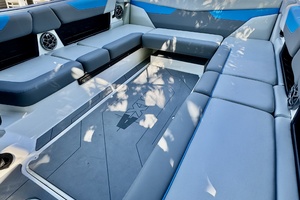 24ft Axis Yacht For Sale