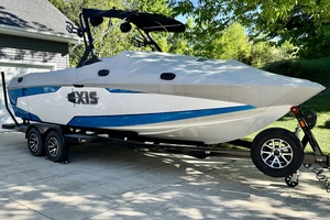24ft Axis Yacht For Sale