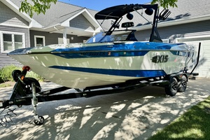 24ft Axis Yacht For Sale