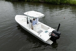 24ft Everglades Yacht For Sale