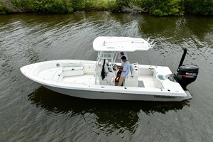 24ft Everglades Yacht For Sale