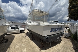 1996 Cabo 31 Express thumbnail 4