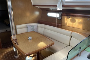 MOONSHINE 39ft Jeanneau Yacht For Sale