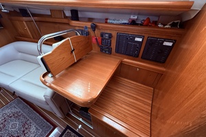 Morpheus II 41ft Hunter Yacht For Sale