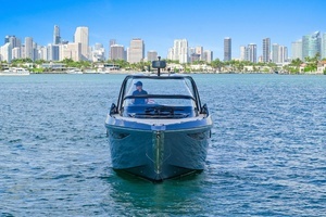 MISCHIEF 2020 Princess R35 Yacht For Sale in Miami Beach FL