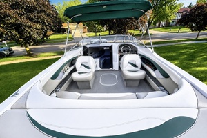 24ft Four Winns Yacht For Sale