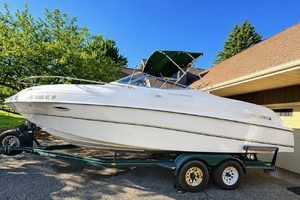 24ft Four Winns Yacht For Sale